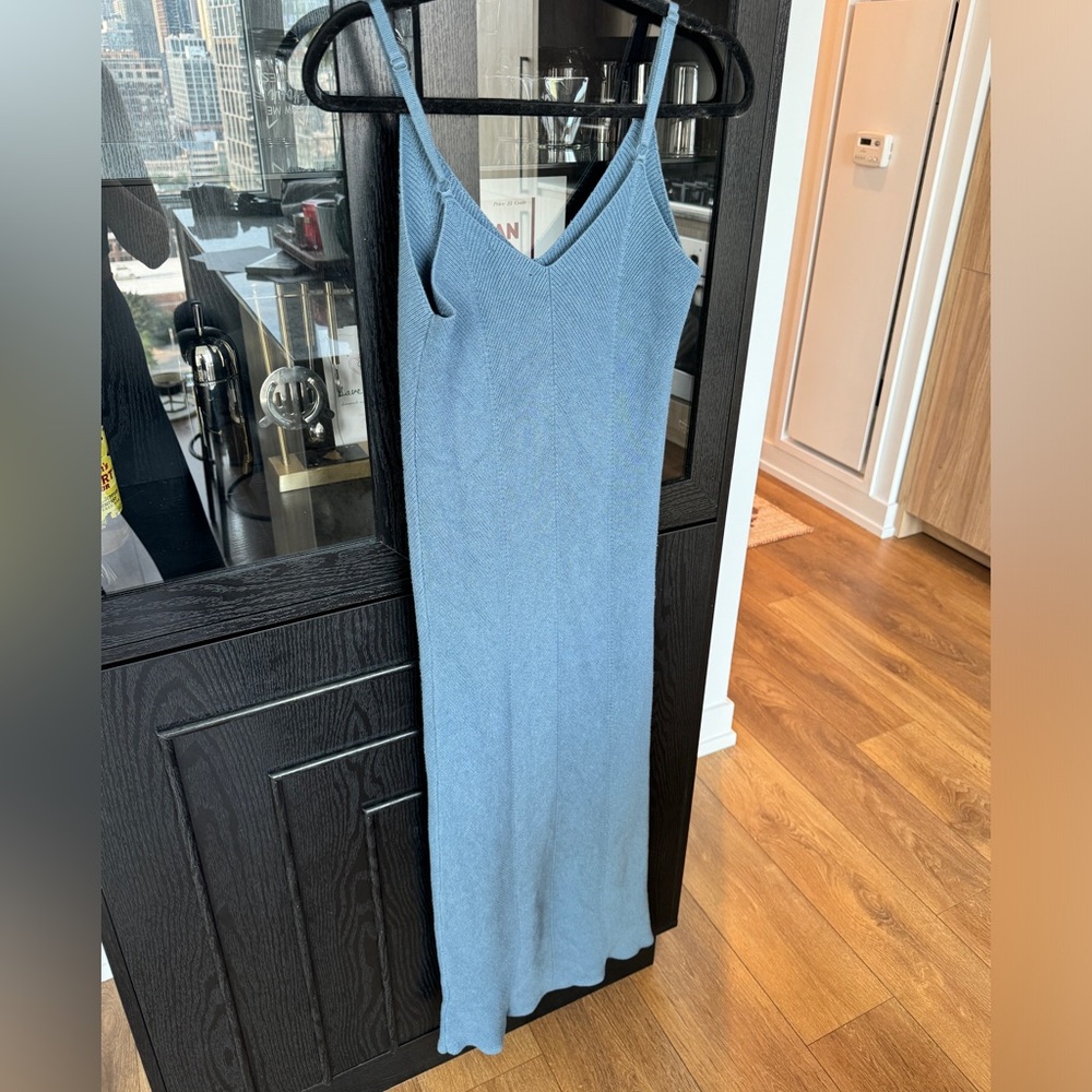 Dusty Blue knit maxi dress - form fitting - Picture 3 of 3
